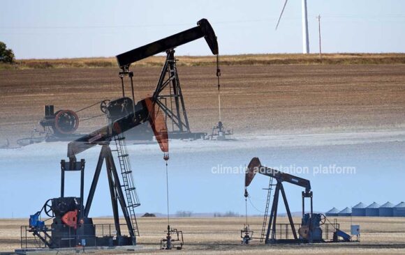 Tapping Old Oil Wells to Power the Future with Geothermal Energy